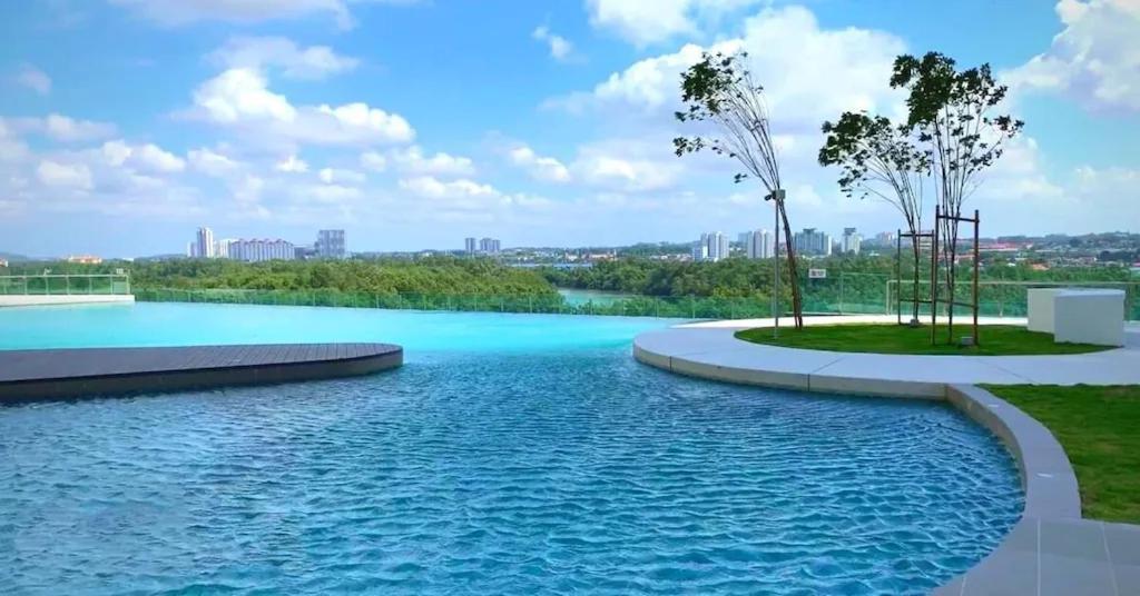 Homenest Jb City Poolview Suite By Cozy Home Johor Bahru Exterior foto